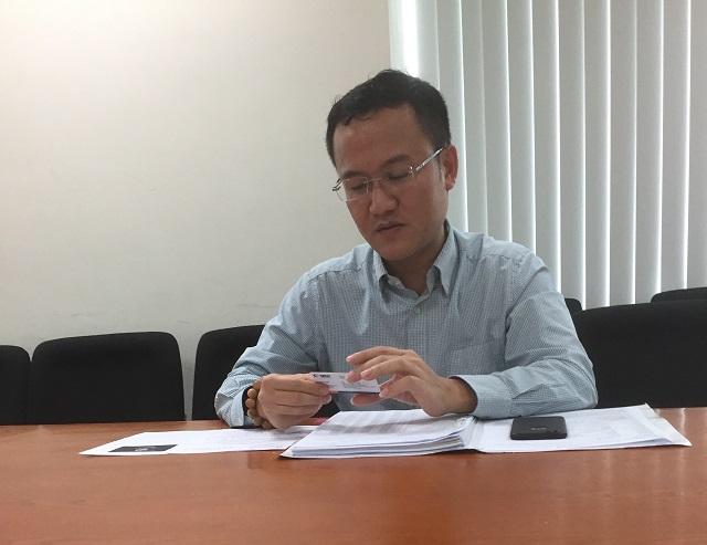 Dai-dien-bao-hiem-hang-khong-vni-trong-buoi-lam-viec-voi-pv