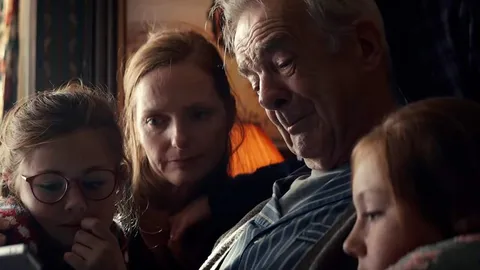 Apple tung video quảng cáo cảm động về tình cảm gia đình