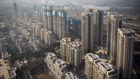 Giấc mơ an cư xa dần khi giá đất bị thổi phồng bất hợp lý