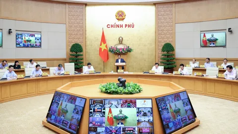 Ưu tiên thúc đẩy tăng trưởng, tăng tốc phát triển công nghiệp