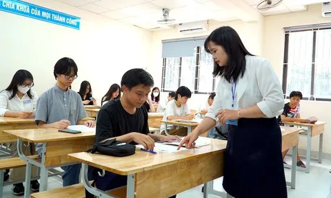 Đề xuất điều kiện, hình thức hợp đồng với nhà giáo hợp đồng toàn thời gian sau khi nghỉ hưu