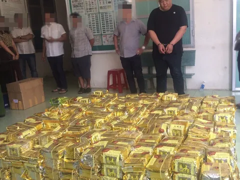 TP.HCM: Triệt phá đường dây vận chuyển trái phép chất ma tuý khủng lên đến 1,1 tấn