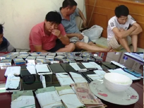 Thanh Hóa: Bắt quả tang 18 con bạc đang say sưa sát phạt