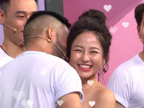 Sau khi lộ clip nóng, hot girl Trâm Anh tiếp tục bị cắt sóng trên VTV