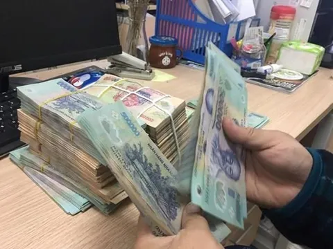 Từ ngày 1/7/2019, mức lương cơ sở tăng lên 1.490.000 đồng/tháng