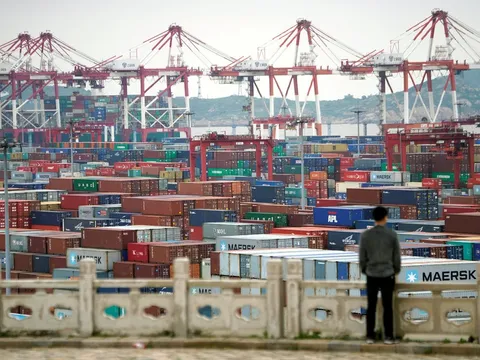 Trung Quốc trả đũa cứng rắn bằng việc áp thuế 60 tỷ USD hàng Mỹ