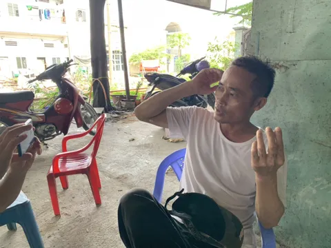 Lời kể chưa hết bàng hoàng của nhân chứng phát hiện cả gia đình tử vong trong phòng trọ