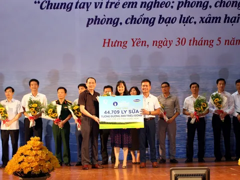 Quỹ sữa vươn cao Việt Nam và Vinamilk chung tay vì trẻ em Hưng Yên