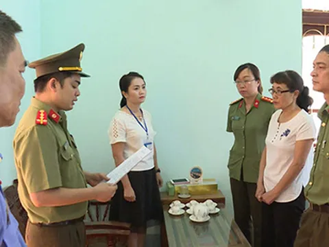 Lật tẩy chiêu thức tinh vi sửa điểm bài thi trắc nghiệm cho 44 thí sinh Sơn La