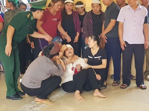 Nghẹn ngào tiễn đưa Thiếu tá biên phòng Thanh Hóa hi sinh khi bắt ma túy