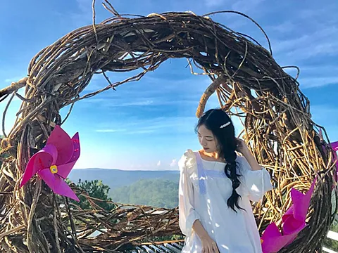 Cổng trời và tổ chim gây sốt ở 'tiểu Bali' Đà Lạt