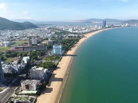 Di dời 3 khách sạn lớn ở Quy Nhơn, trả lại bờ biển cho người dân