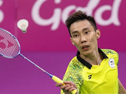Tay vợt Lee Chong Wei tuyên bố giải nghệ trong nước mắt