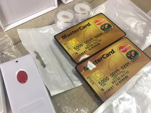 Bí mật đường đi của thiết bị gian lận thi cử trước mùa thi THPT 2019