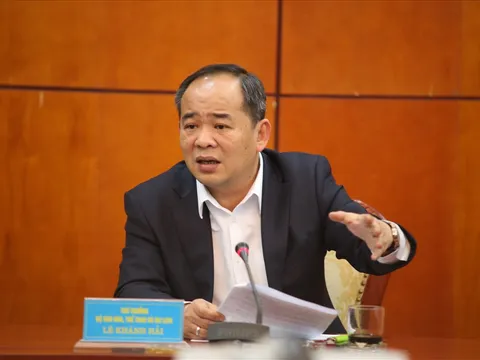 VFF lên tiếng về việc ông Cấn Văn Nghĩa chủ động đệ đơn từ chức