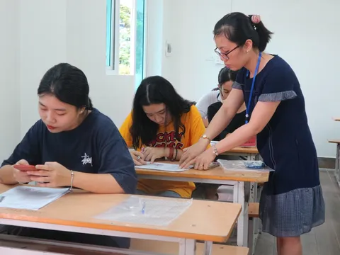 Đình chỉ 10 thí sinh trong buổi thi tổ hợp Khoa học tự nhiên vào sáng 26/6