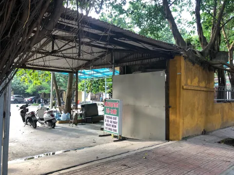 Hà Nội: Bãi xe trái phép trong Trường Đại học Thủ Đô