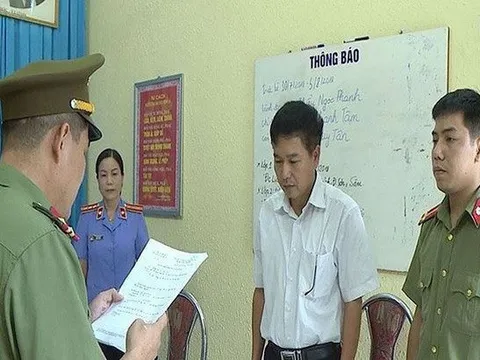 Mang đĩa CD ra nghĩa trang đốt, nguyên Phó Giám đốc sở GD&ĐT tỉnh Sơn La vẫn không thoát tội