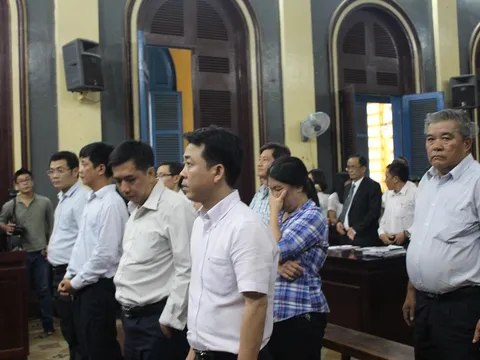 Vụ thuốc ung thư giả VN Pharma: Cán bộ Cục quản lý Dược bị khởi tố hình sự