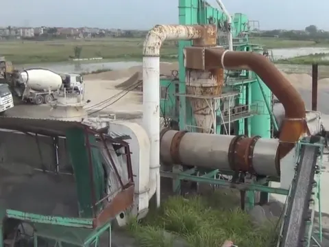 Đông Anh: Nhức nhối các trạm trộn bê tông không phép, bức tử môi trường