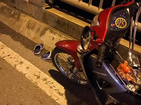 Đã tìm thấy thi thể thiếu nữ 18 tuổi nhảy cầu Vĩnh Tuy tự tử