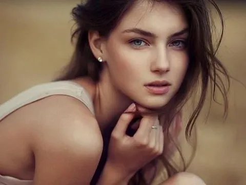 Phụ nữ đáng sợ nhất là khi họ thản nhiên, bất cần