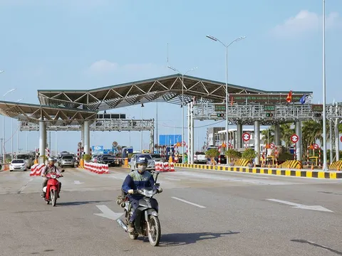 Bỏ điều khoản bí mật trong hợp đồng BOT, vì sao bộ GTVT vẫn chưa chấp hành?