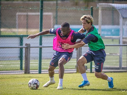 HLV Sint-Truidense đánh giá: 'Công Phượng còn yếu về chiến thuật'