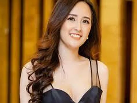 Mai Phương Thúy chia sẻ bất ngờ nhân ngày kỷ niệm 13 năm đăng quang hoa hậu