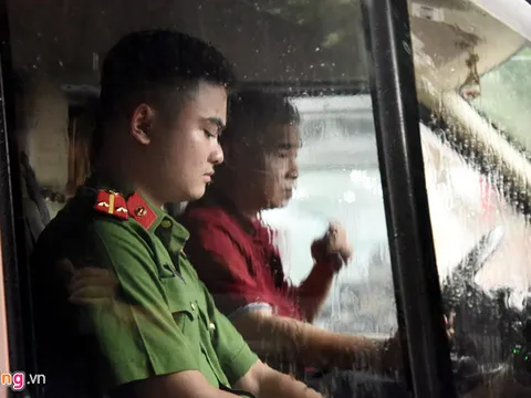 Khởi tố tài xế Doãn Quý Phiến trong vụ bé trai lớp 1 tử vong trường Gateway