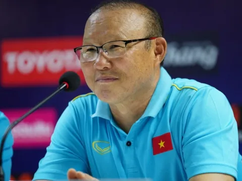 HLV Park Hang Seo nói gì khi ĐT Việt Nam hoà ĐT Thái Lan?