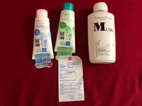 Buộc tiêu huỷ 107 sản phẩm không rõ nguồn gốc của LaLa Showroom & Store