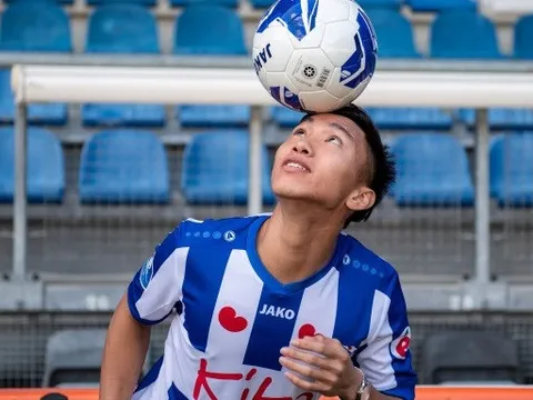 Heerenveen cấm cửa báo chí trong buổi tập đầu tiên của Văn Hậu