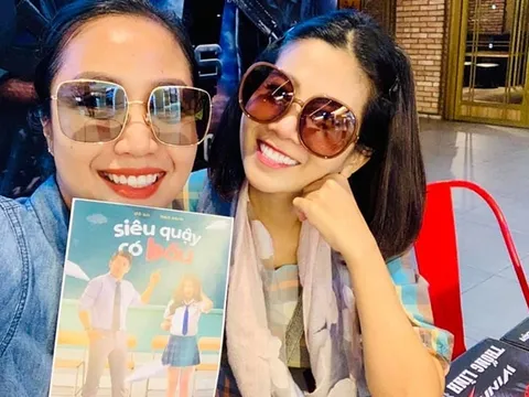 Mai Phương phục hồi sức khỏe, rạng rỡ đi xem phim cùng Ốc Thanh Vân