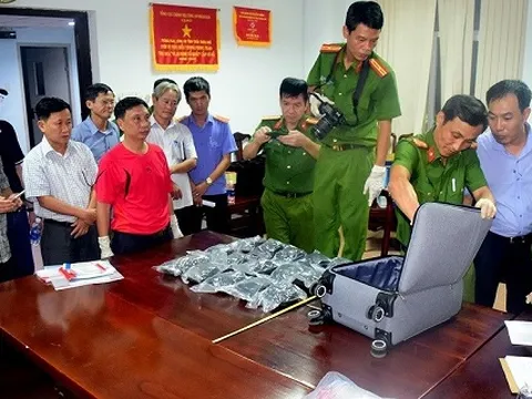 Bắt giữ đôi nam nữ vận chuyển lượng 30.000 viên ma túy trị giá hơn 15 tỷ đồng