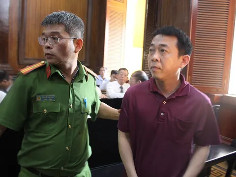  Nguyên Tổng giám đốc VN Pharma thừa nhận cáo trạng mô tả hành vi của bị cáo là đúng