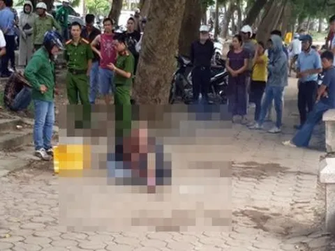 Phát hiện thi thể một nam thanh niên nổi trên hồ Linh Đàm