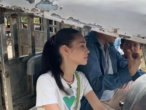 Bạn gái cũ của trưởng nhóm Big Bang bất ngờ xuất hiện tại Cần Thơ