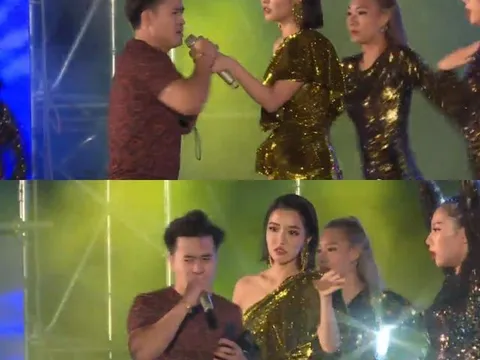 Bất ngờ bị fan 'giật micro' tìm con lạc, Bích Phương lộ chuyện hát nhép?