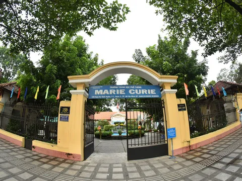 Nguyên nhân 2 học sinh trường THPT Marie Curie bị chém