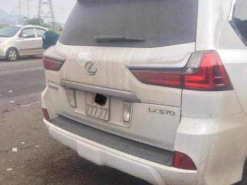 Danh tính  tài xế xe Lexus ngũ quý 7 tông chết người phụ nữ ở Hà Nội