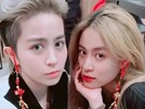 Chụp chung với một fan, Hoàng Thùy Linh - Gil Lê lộ hình ảnh du lịch Nhật Bản giữa tin đồn yêu đương đồng tính