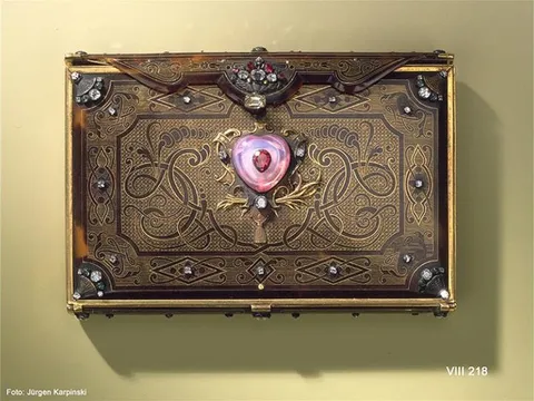 Bảo vật vô giá bị đánh cắp tại bảo tàng Đức gây chấn động thế giới gồm những gì?