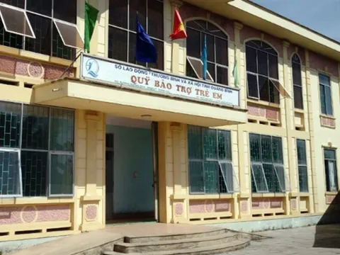 Khởi tố nguyên giám đốc Quỹ Bảo trợ trẻ em tại Quảng Bình