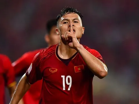 Quang Hải lên tiếng giữa tin đồn yêu đương với nhiều người đẹp