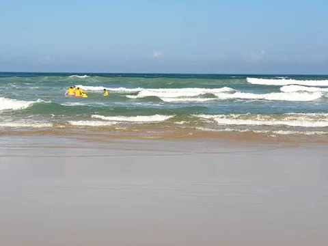 Tìm thấy thi thể du khách Anh mất tích khi tắm biển tại Quảng Nam