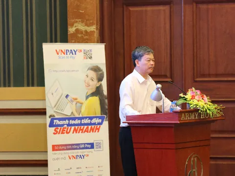 EVNNPC hướng tới không sử dụng tiền mặt trong thanh toán tiền điện