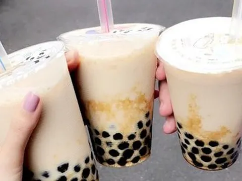 Điều tra nghi án một phụ nữ tử vong do bị đầu độc bằng trà sữa