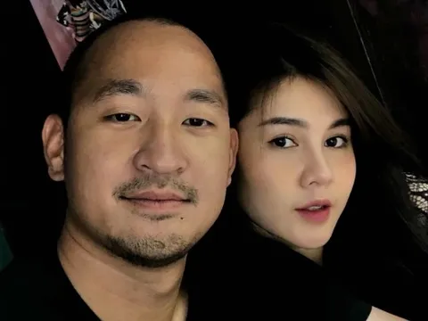 MC Thu Hoài khoe ảnh tình tứ bên bạn trai doanh nhân