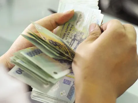 Bộ Nội vụ đề xuất tăng lương cho những ai từ ngày 1/7/2020?